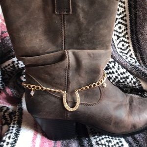 Pair of Boot Chains